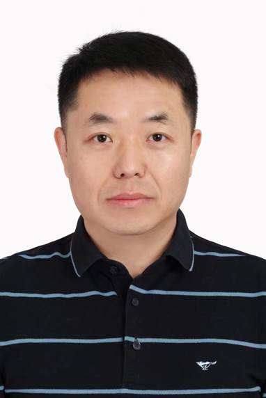 王飞