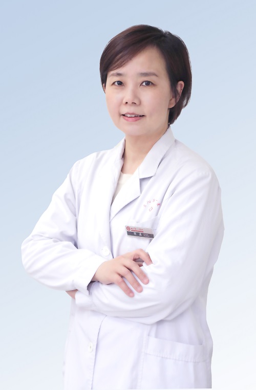 陈盈