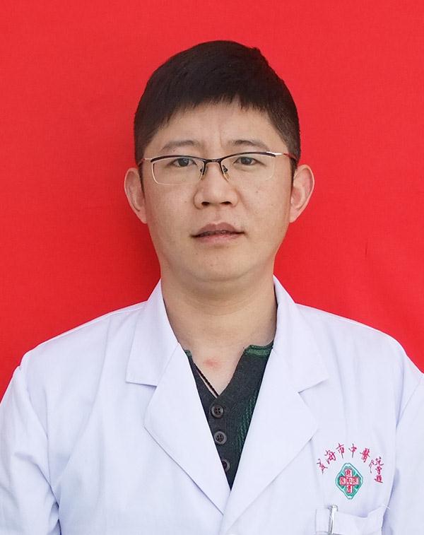 汤华楠