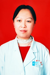 李育