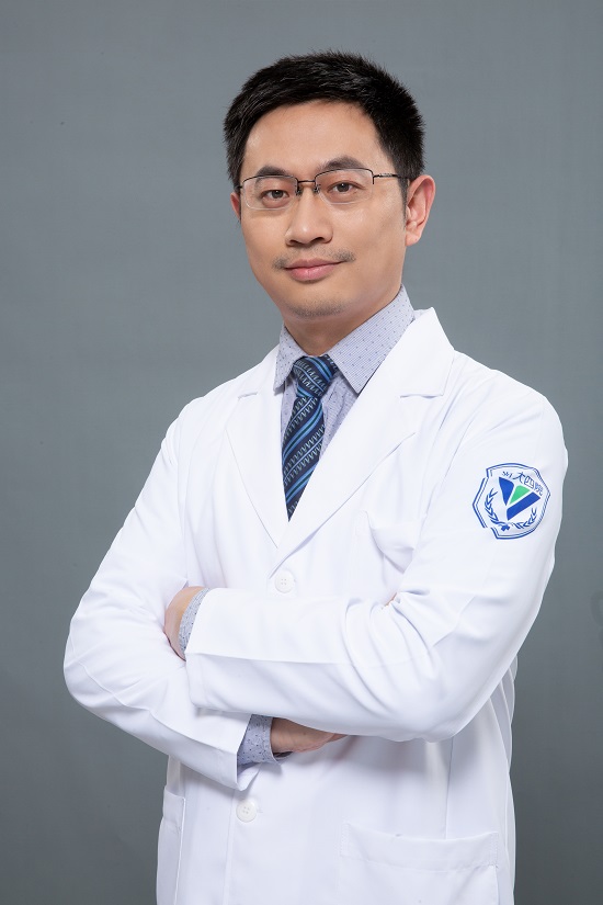 李金辉