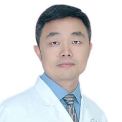 李伟