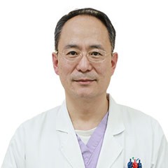 鲍南