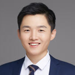王亮