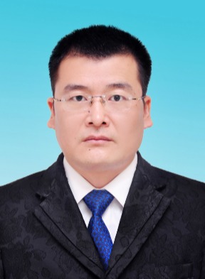 张磊