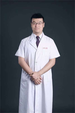 赵潇雄