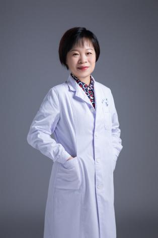 黄健