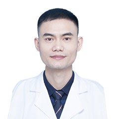 何伟军
