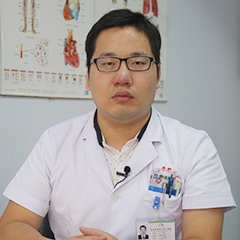 王中超