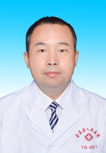 曾庆荣
