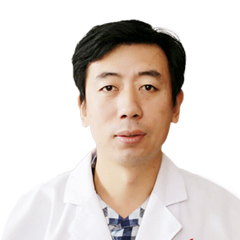 李伟
