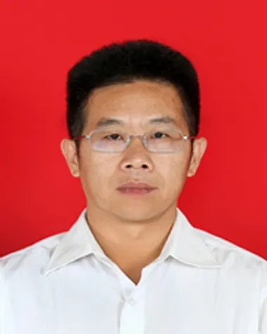张卫东