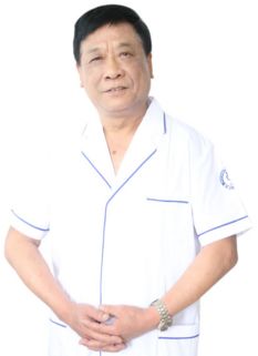 李坚