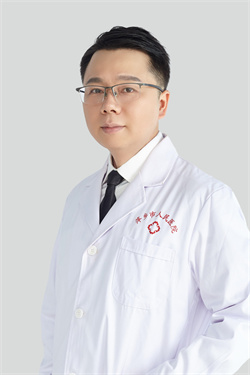 黄春