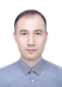 周万平