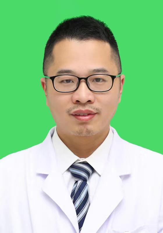傅铖