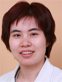 何薇