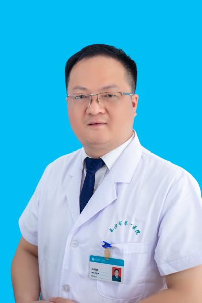 向伟能