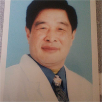 岳灿