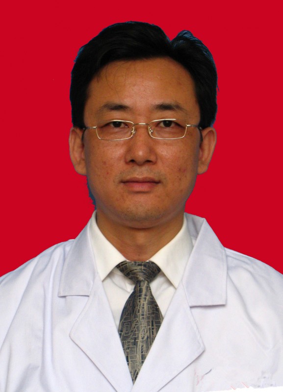 李华
