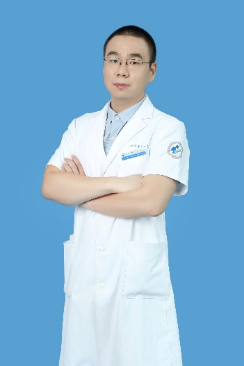 王华龙
