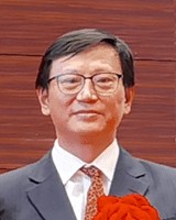 周立新
