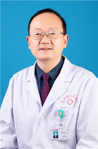 李含君