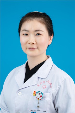 钱贝丽