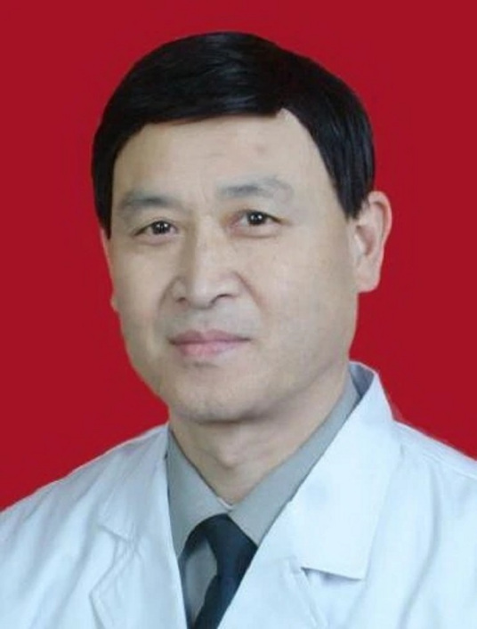 李英泰