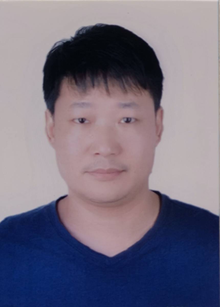 王航飞