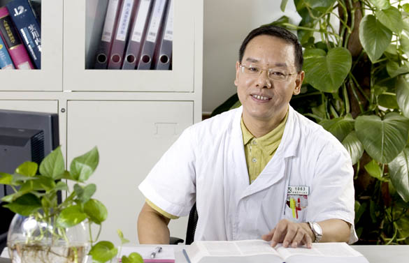 杨力