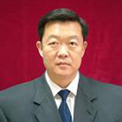 李中伟