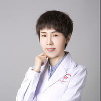 李莉
