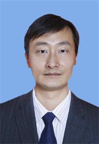 王鑫