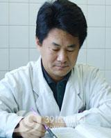李泓