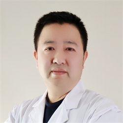 李琼