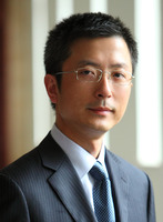 莫文