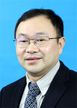 刘初民