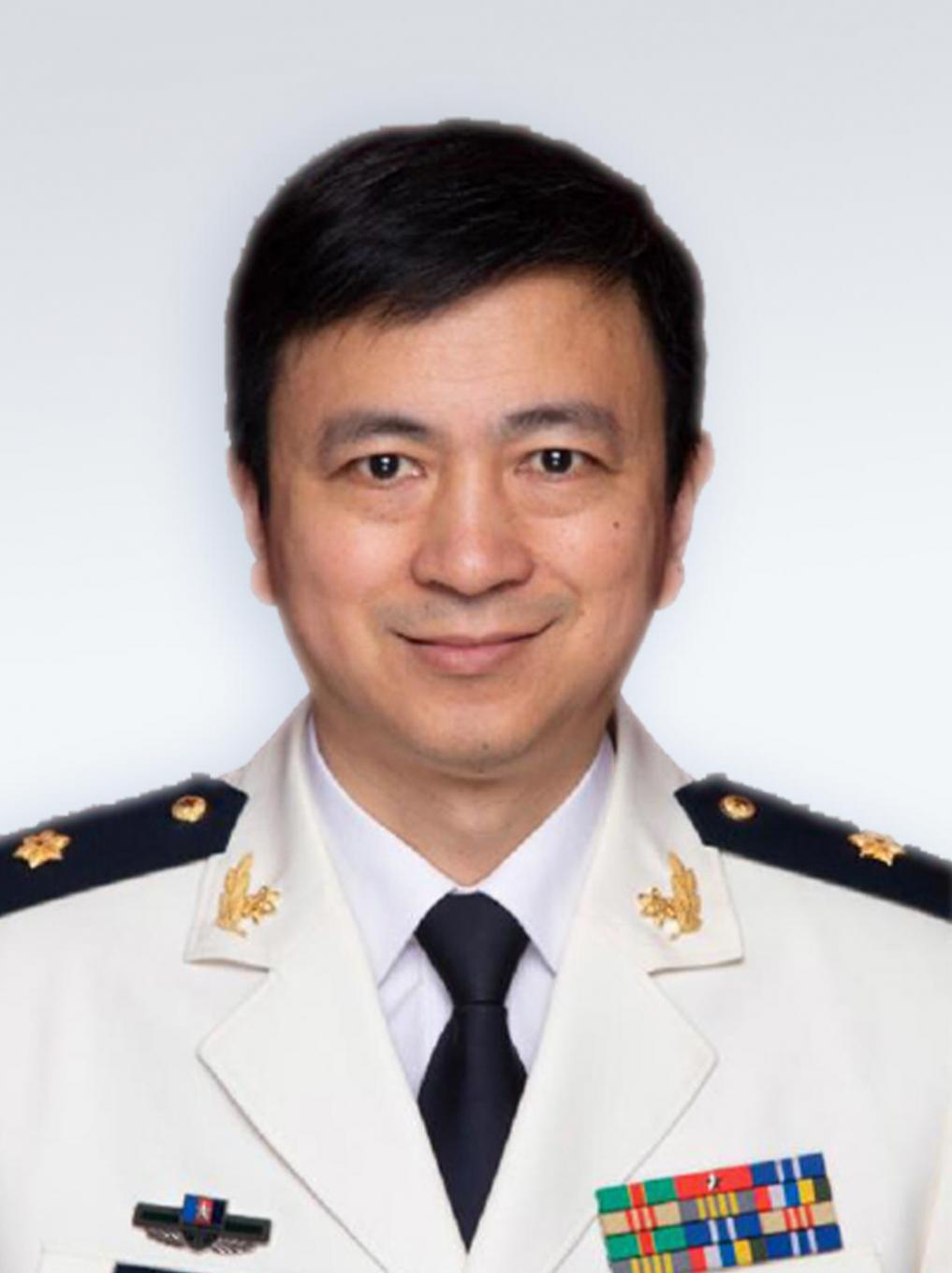 岑坚