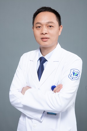 李齐明