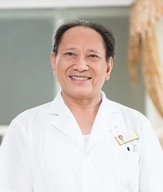 黄维新