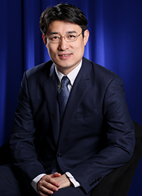 鲁明