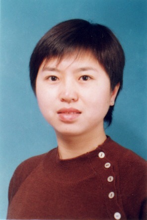 田华