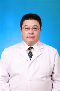 王震