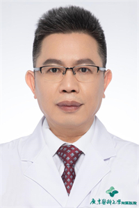 严灿荣