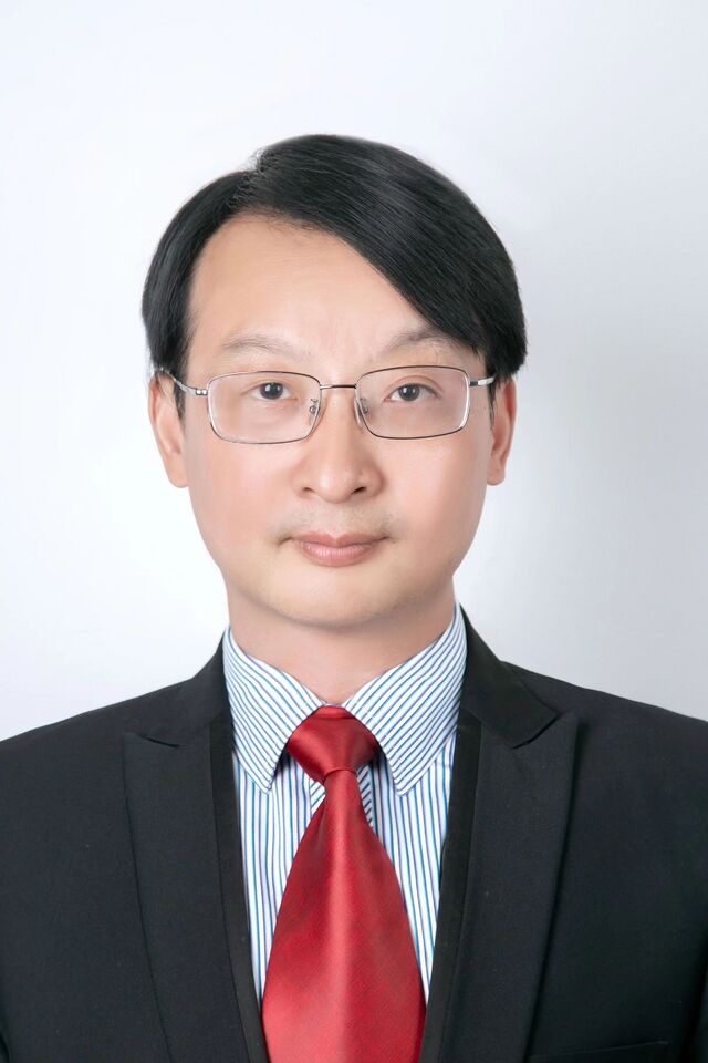 何伯圣
