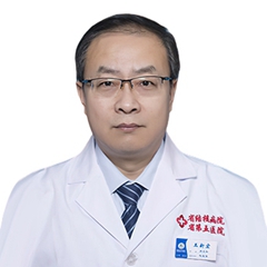 王新宏