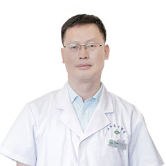 李建伟