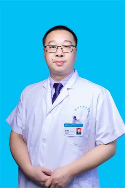 汤国鹏
