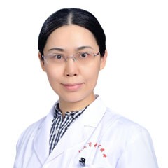 李芃